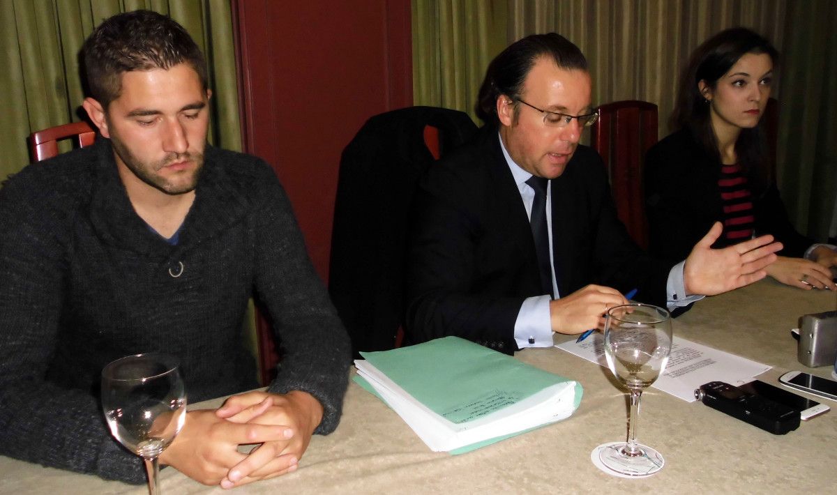 Rueda de prensa convocada por Javier Picallo, abogado de las ex-jugadoras do Leis