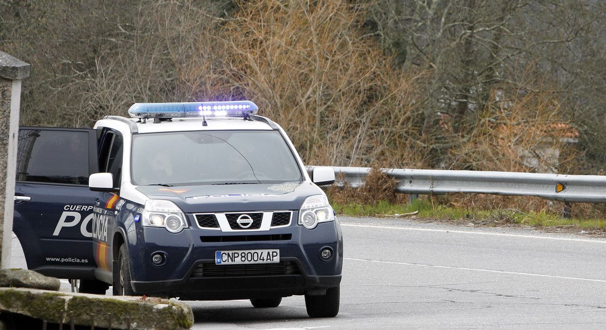Policía Nacional na parroquia de Marcón