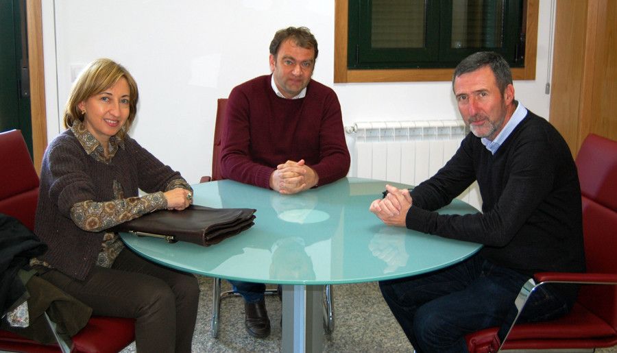 Visita da Xefa provincial de Tráfico ao Concello de Barro