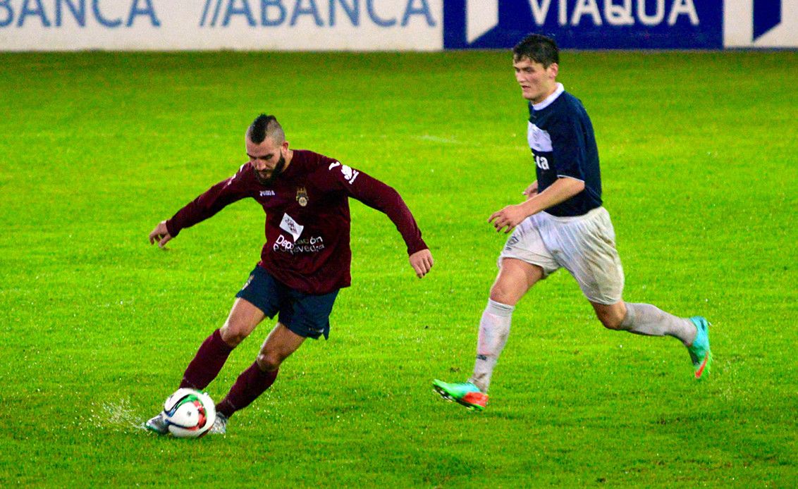 Partido de Copa Federación entre Pontevedra y Marino de Luanco en Pasarón Partido de Copa Federación entre Pontevedra y Marino de Luanco en Pasarón