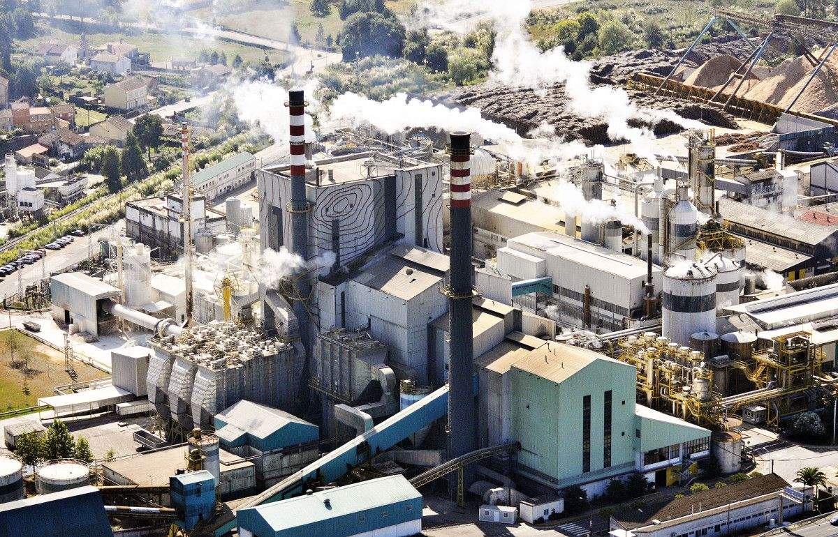 Vista aérea del complejo industrial de Lourizán