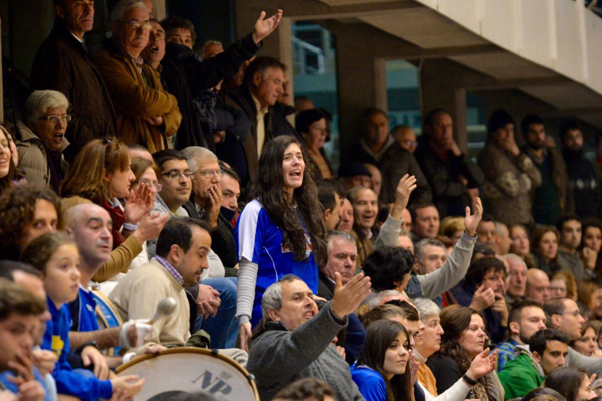 Derbi entre Teucro e Cangas no Municipal