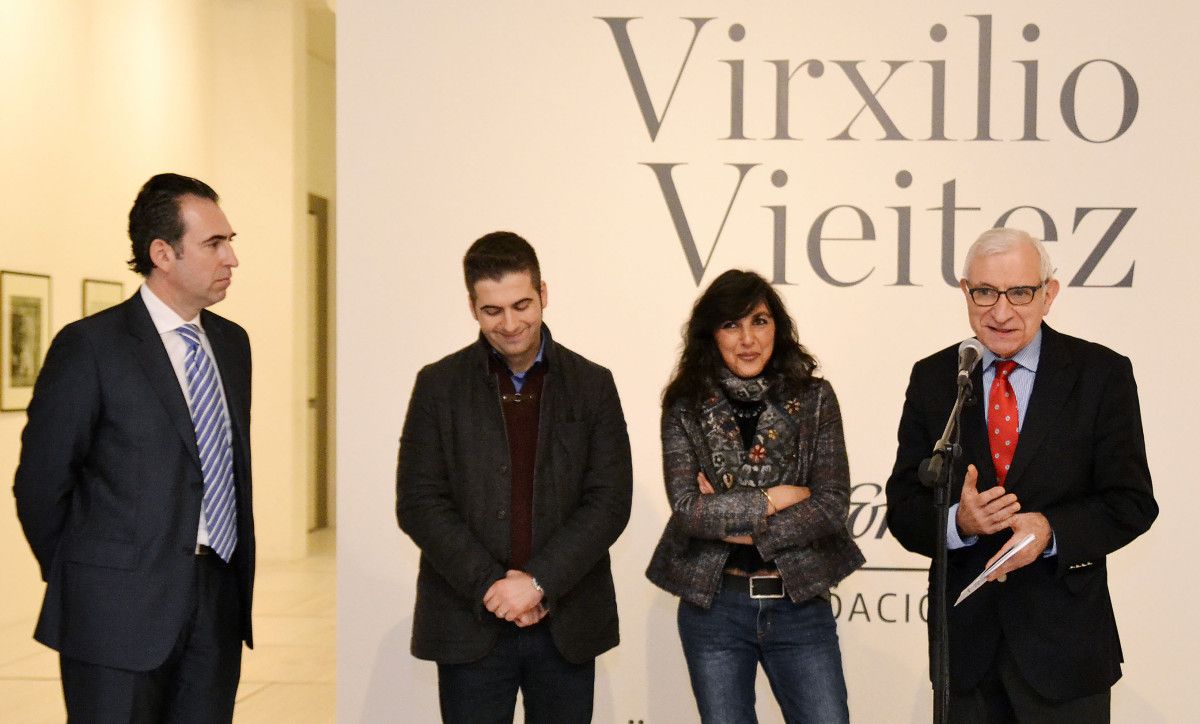 Presentación de la Muestra del fotógrafo Virxilio Vieitez en el Sexto edificio del Museo