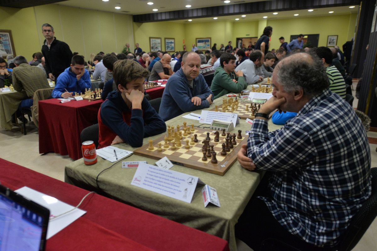 Participantes na IV edición do Torneo Internacional Memorial Ramón Escudeiro Tilve