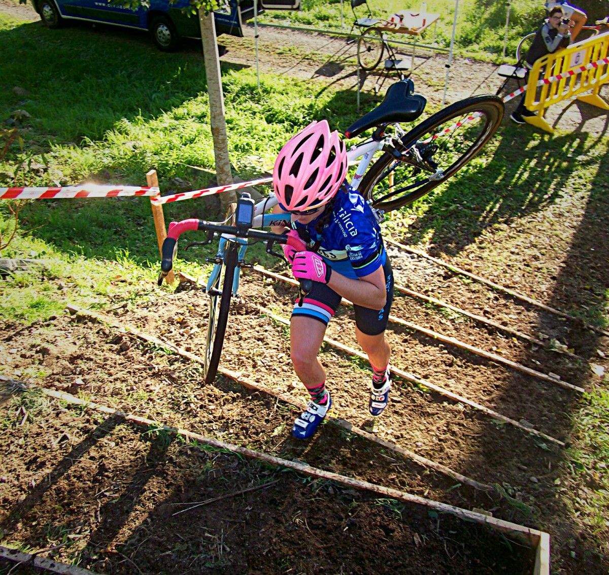 Lucía Vázquez durante el Campeonato Gallego de Ciclocross