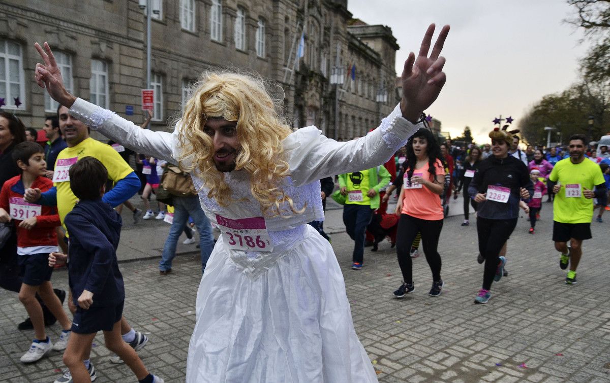 Participantes na carreira popular de San Silvestre 2015