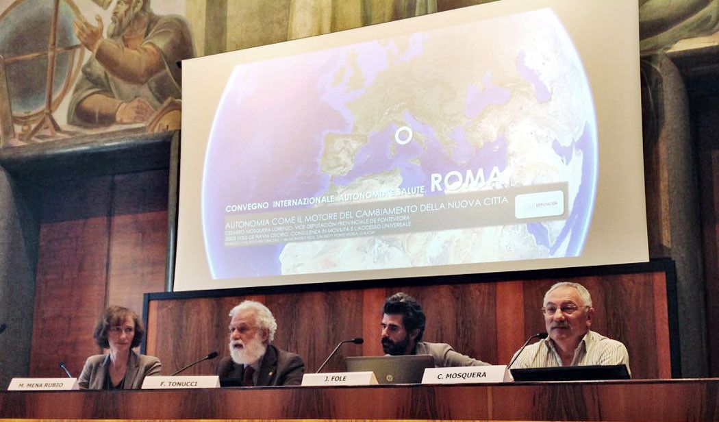 César Mosquera no congreso de Roma 'Autonomía é saúde. A autonomía do movemento de nenas e nenos'