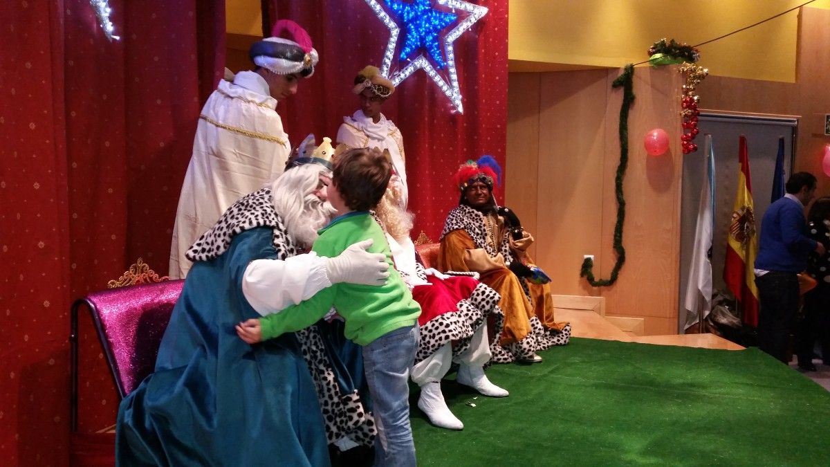 Visita de los Reyes Magos al Hospital Montecelo