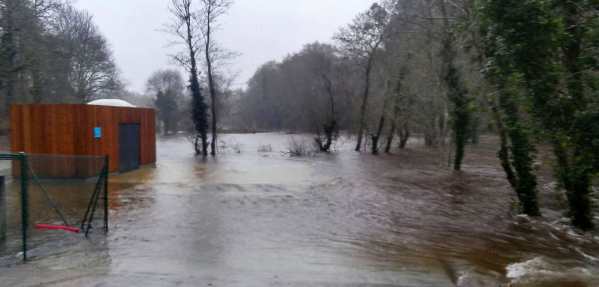 Desbordamiento del río Gallo en Cuntis
