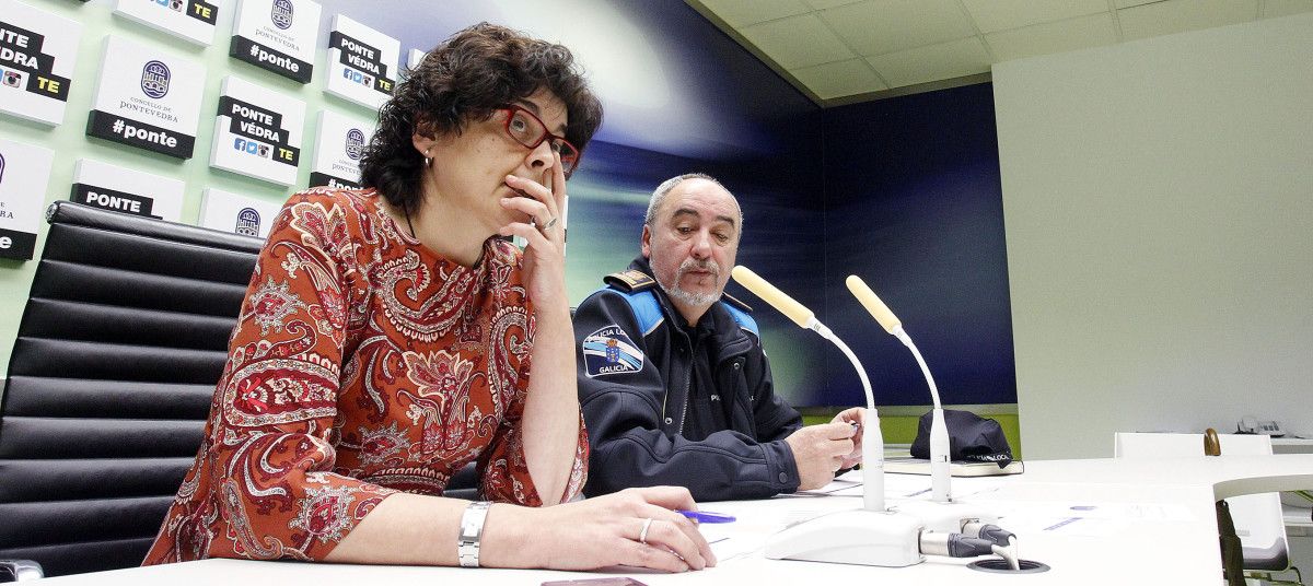 Carme da Silva e Daniel Macenlle presentan o avance da memoria da Policía Local