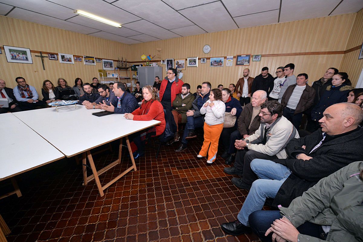 Reunión de veciños de Lourizán organizada polo San Andrés Club de Fútbol	