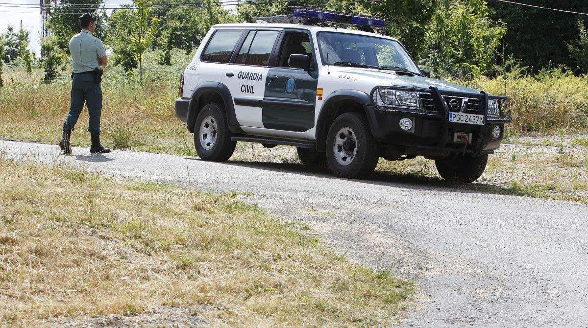 Unha patrulla da Garda Civil
