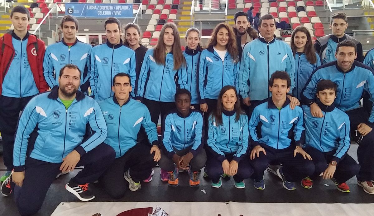 Equipo da Gimnástica no Campionato Galego Absoluto en Pista Cuberta