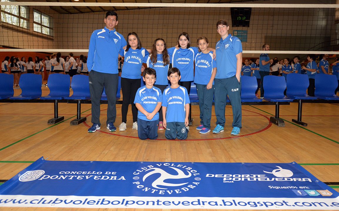 Presentación de los equipos del Club Voleibol Pontevedra