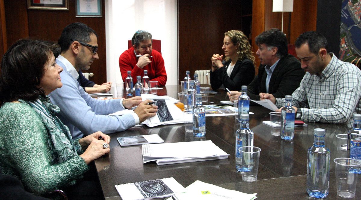 Reunión para la organización del Campeonato de Europa de Piragüismo Maratón