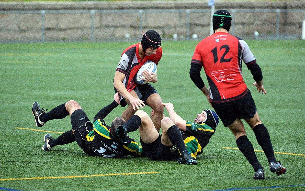 Partido entre Pontevedra Rugby Club e Muralla RC en Monte Porreiro