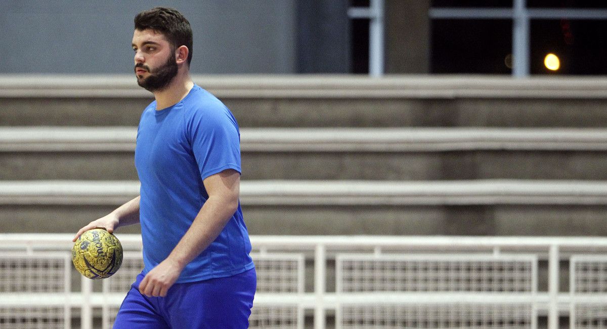 Samu Gómez durante un entrenamiento del Teucro en el Municipal