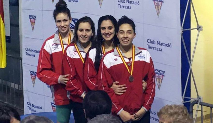 Nadadoras do CN Galaico no Nacional infantil de inverno