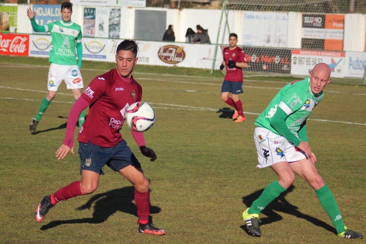Partido entre Atlético Astorga y Pontevedra en La Eragudina Partido entre Atlético Astorga y Pontevedra en La Eragudina