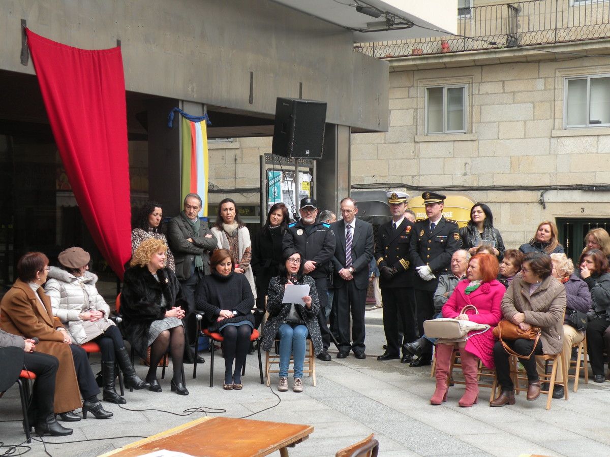 Homenaxe as mestras en Marín polo Día da Muller