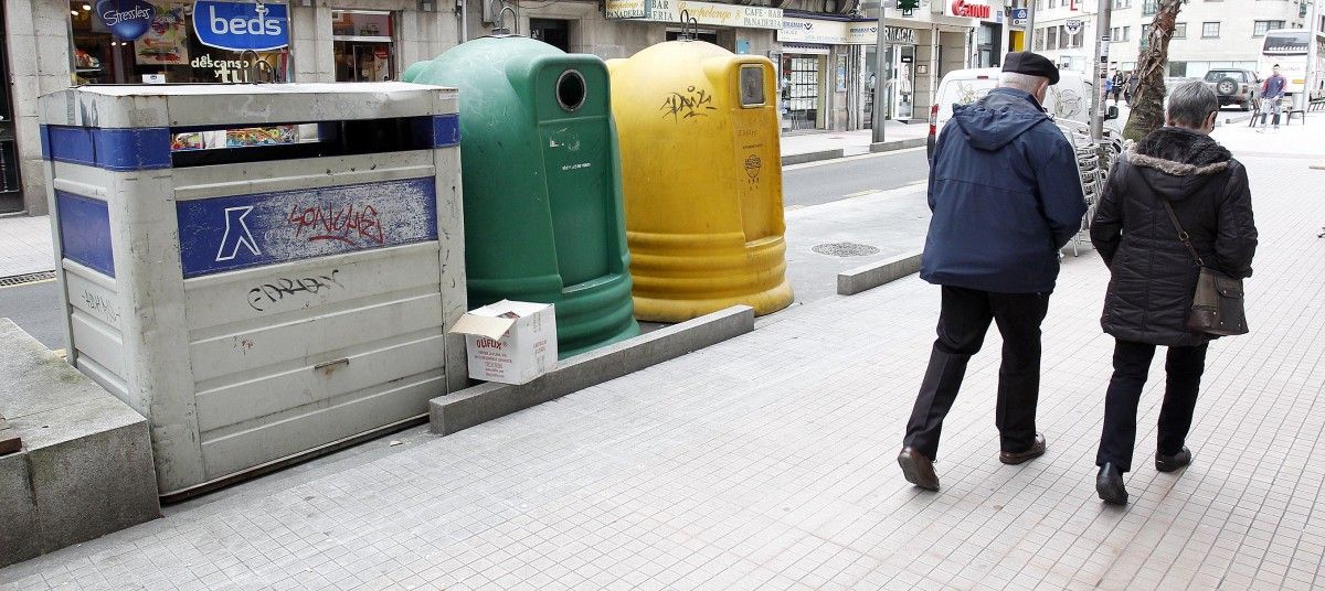 Contenedores de recogida de basura en Pontevedra