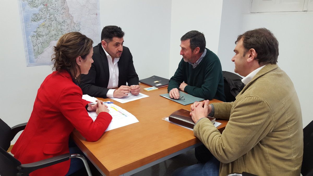 Reunión entre el diputado de Mobilidad y el alcalde de Barro
