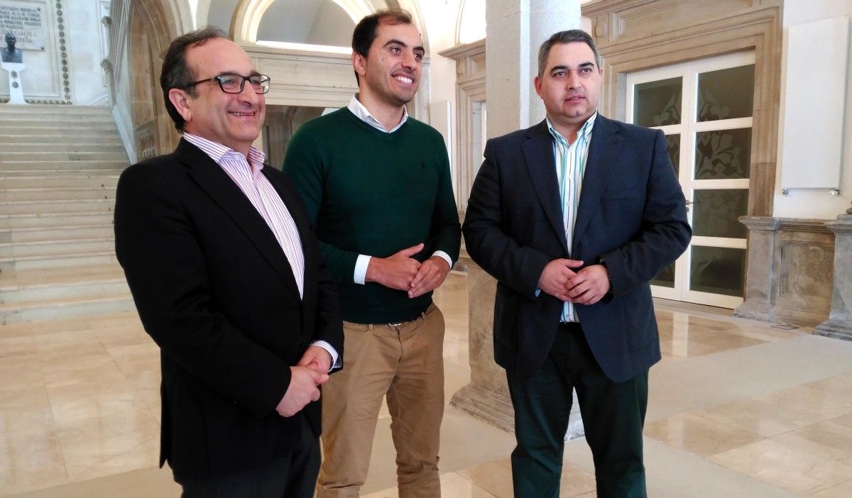 José Enrique Sotelo, Ángel Moldes e Luis Aragunde, deputados do Partido Popular