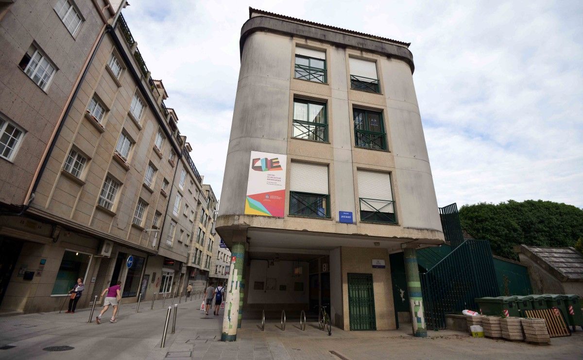 Edificio municipal destinado al Espazo CreActivo, en Santa Clara