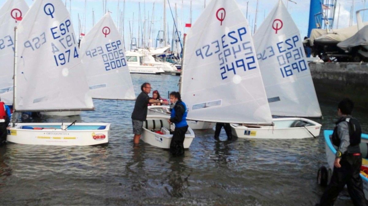 Alba Trigo, en el campeonato de España de clase Optimist