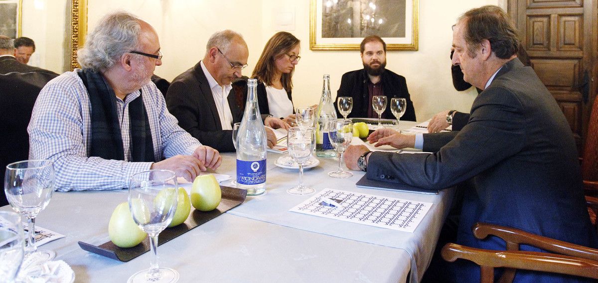 Xuntanza entre o PSOE e ENCE