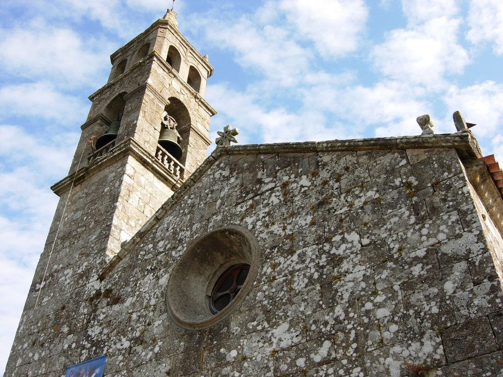 Iglesia de San Martiño de Meis