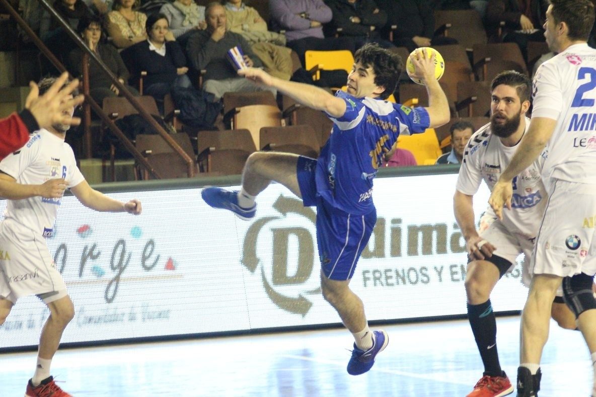 Partido entre Abanca Ademar e Teucro en León