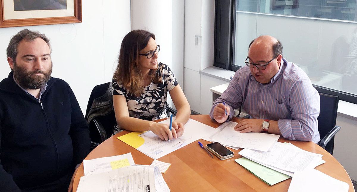 Reunión del Jefe Territorial con la conselleira de Educación de Sanxenxo