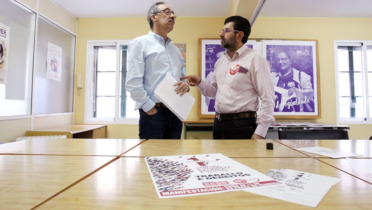 Eusebio Justo, de CC.OO., con Ramón Vidal, secretario comarcal de UGT