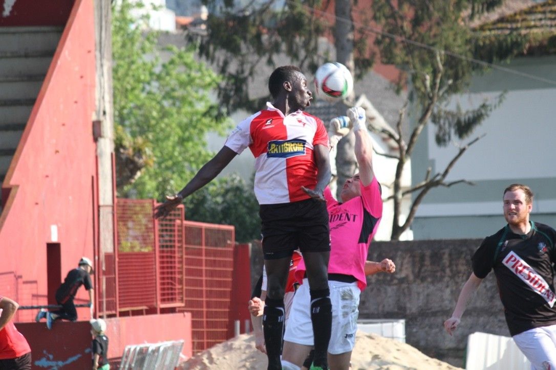 Partido entre Arosa e Racing Villalbés na Lomba