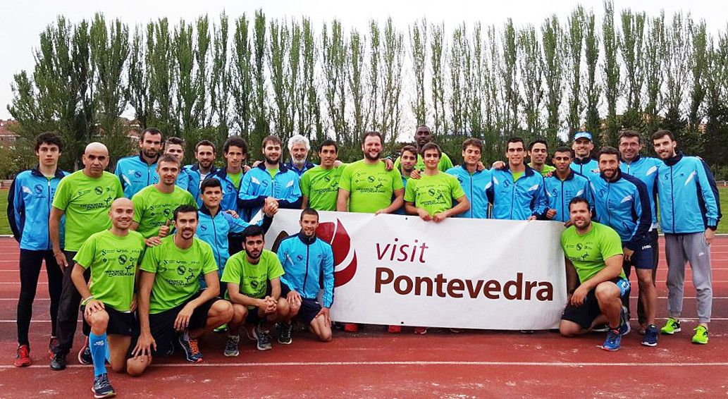 Equipo da Gimnástica na segunda xornada da División de Honra en Burgos