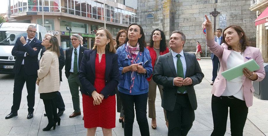 A ministra Ana Pastor e a conselleira Ethel Vazquez en Marín A ministra Ana Pastor e a conselleira Ethel Vazquez en Marín