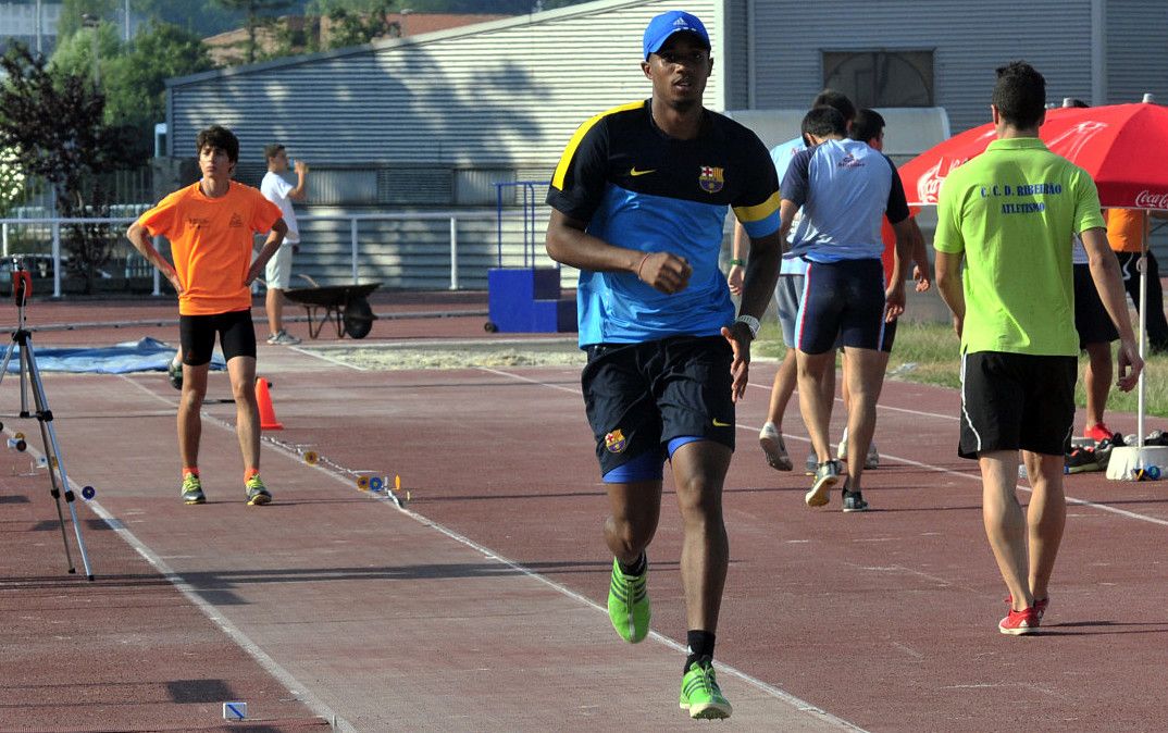 Jean Marie Okutu en el Campeonato Gallego de Atletismo en el CGTD de Pontevedra