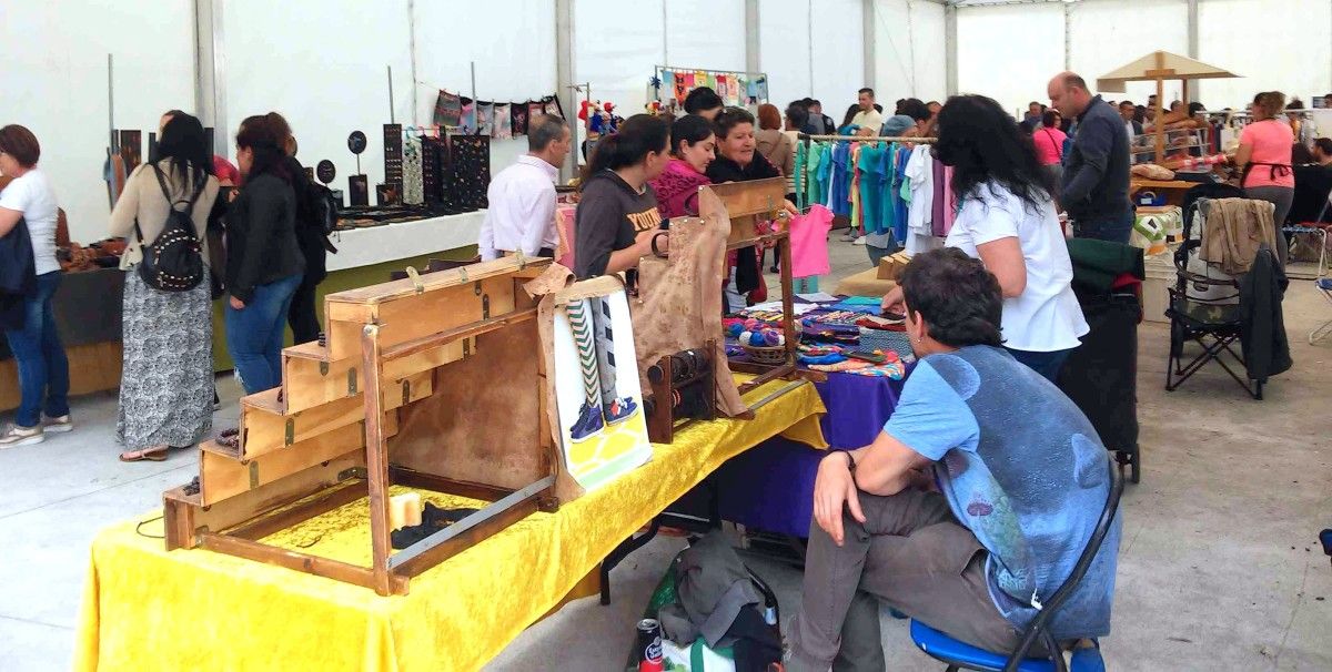 Mercado Ecológico y Artesano EcoBueu