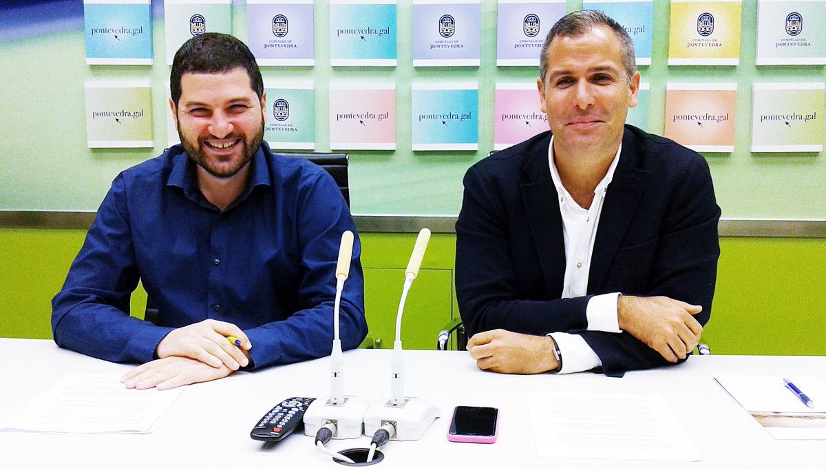 Los concejales César Abal y Rafael Domínguez en rueda de prensa Los concejales César Abal y Rafael Domínguez en rueda de prensa