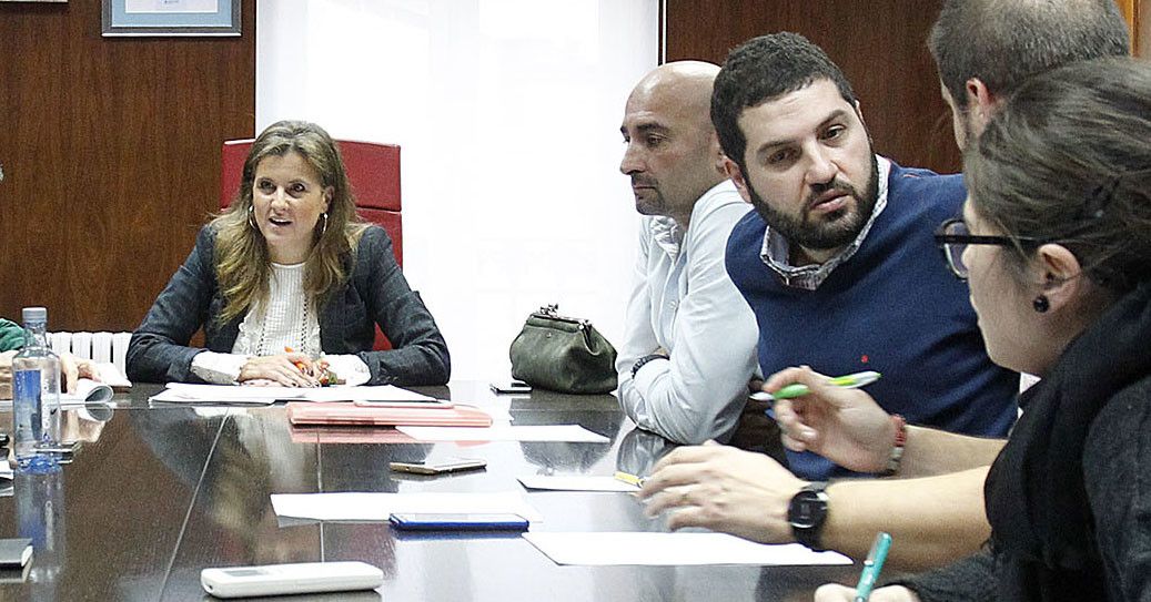 María Rey y César Abal, juntos en dependencias municipales