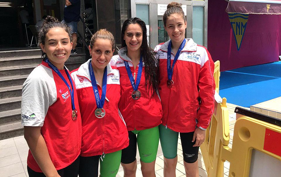 Remuda 4x200 junior do Galaico nas Palmas