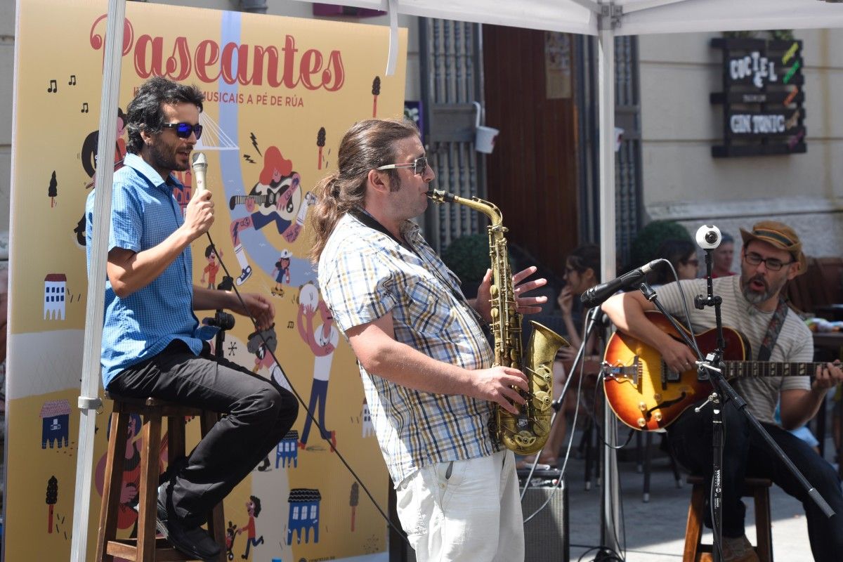 Conciertos en las plazas de A Verdura y Méndez Núñez por el programa Paseantes 2016