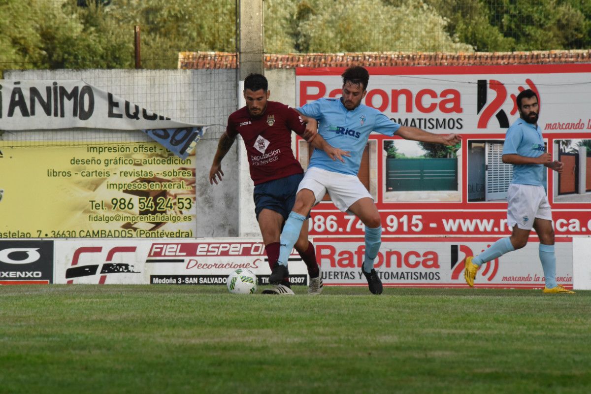 Partido amigable entre Villalonga e Pontevedra en San Pedro