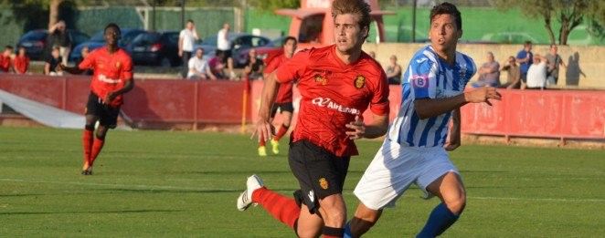 Mateo Ferrer, en un partido con el Mallorca B