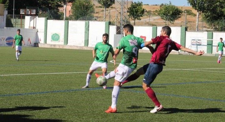 Partido entre Guijuelo e Pontevedra no Municipal de Guijuelo