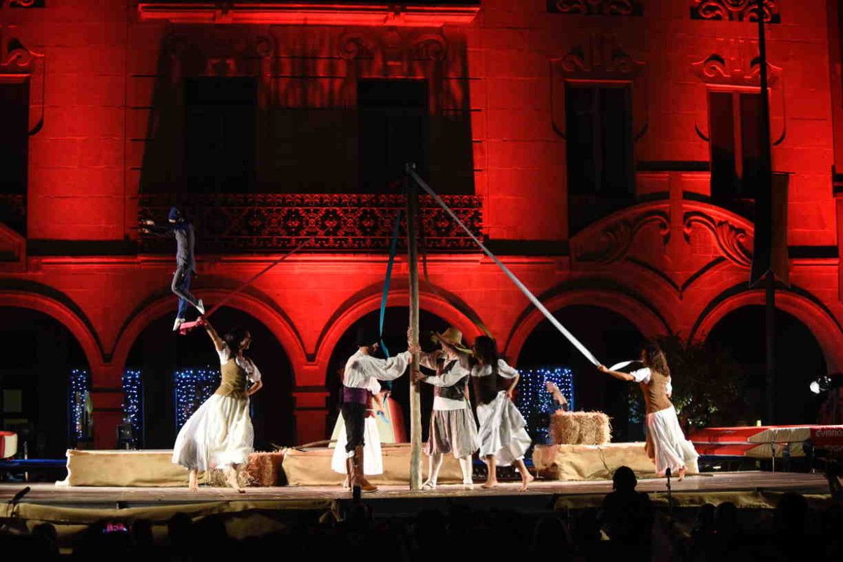 Espectáculo Sons da Terra para iniciar a Feira Franca 2016 Espectáculo Sons da Terra para iniciar a Feira Franca 2016