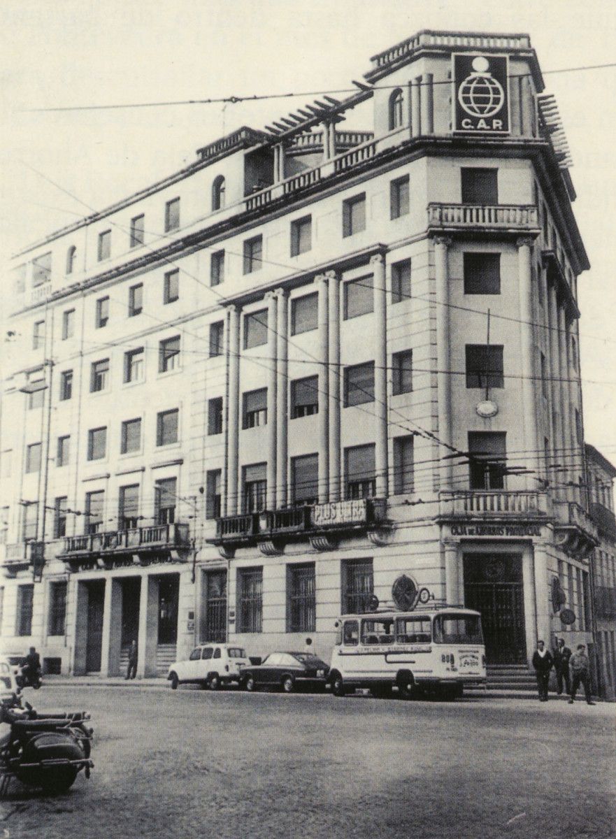Antiguo edificio de la Caja de Ahorros Provincial de Pontevedra