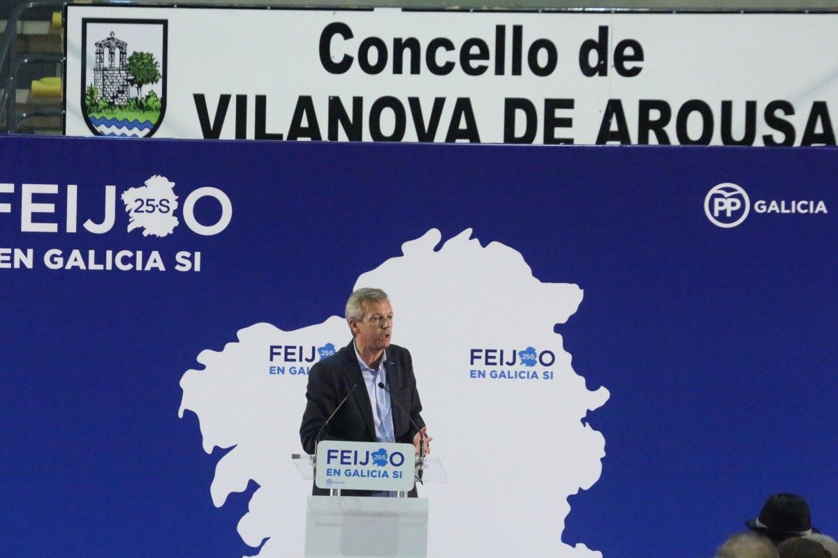 Alfonso Rueda no mitin do PP en Vilanova
