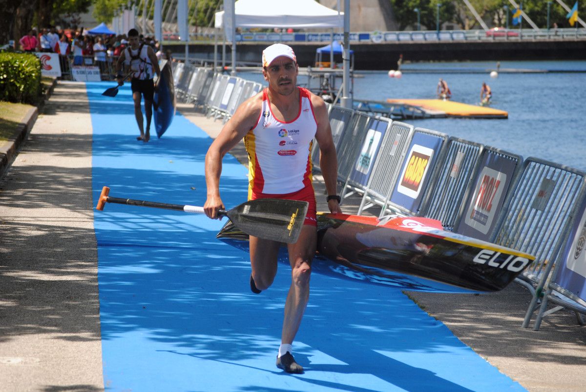 Tono Campos durante o Europeo de piragüismo maratón en Pontevedra